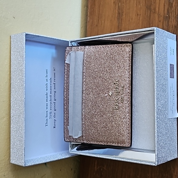 Kate Spade cardholder - Picture 1 of 7